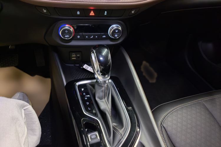 Used Buick Verano 2022 Pro 533T Fun Edition Interior 7