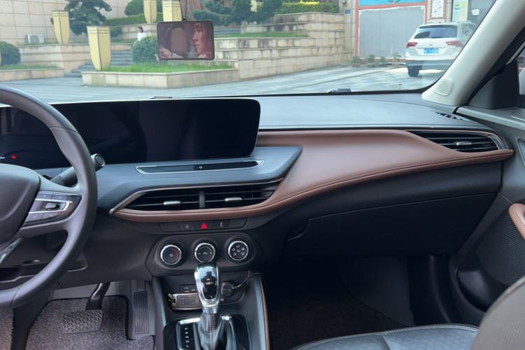 Used Buick Verano 2022 Pro 533T Enjoyment Edition Interior 8