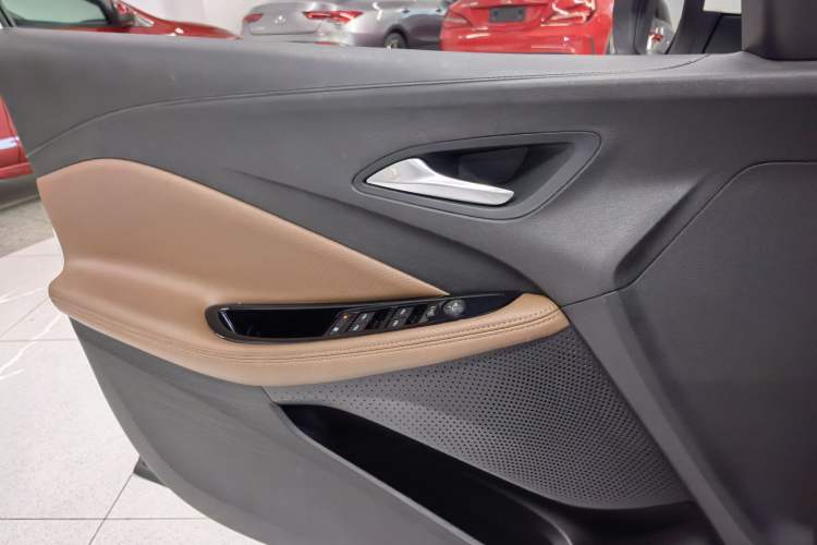 Used Buick Verano 2022 Pro 533T Fun Edition Interior 9