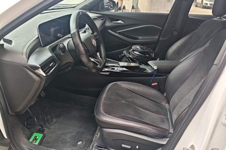 Used Buick Verano 2022 Pro GS Gale Edition Left Front Seat