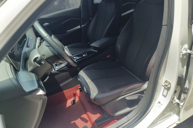 Used Buick Verano 2022 Pro GS Wind-Chasing Edition Left Front Seat