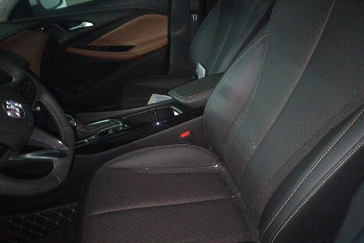 Used Buick Verano 2022 Pro 533T Fun Edition Left Front Seat