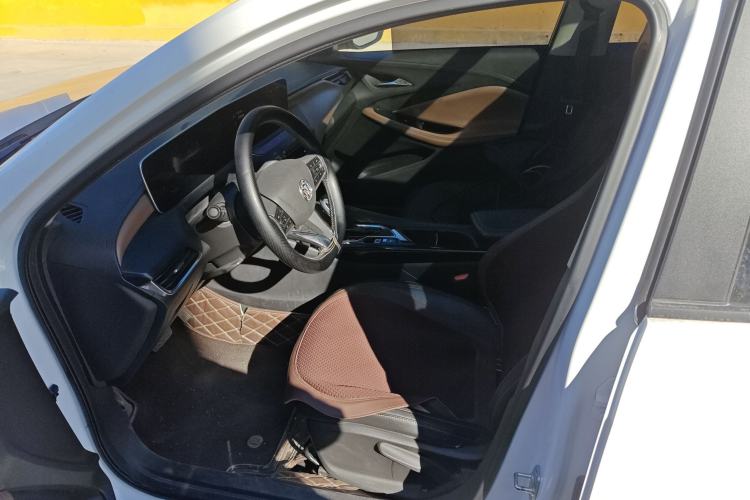 Used Buick Verano 2022 Pro 533T Fun Edition Left Front Seat