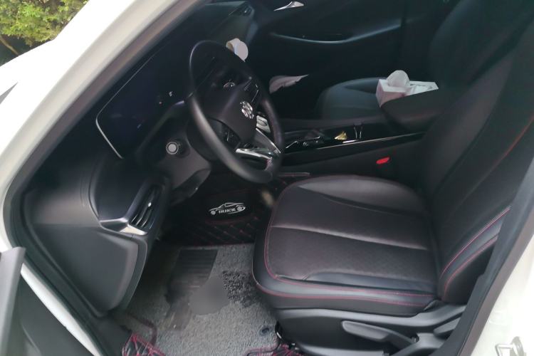 Used Buick Verano 2022 Pro GS Wind-Chasing Edition Left Front Seat