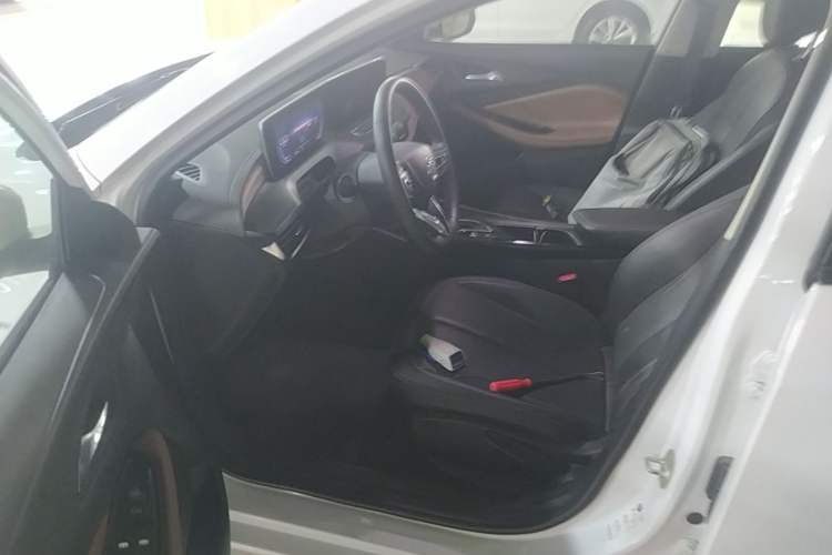 Used Buick Verano 2022 Pro 533T Enjoyment Edition Left Front Seat