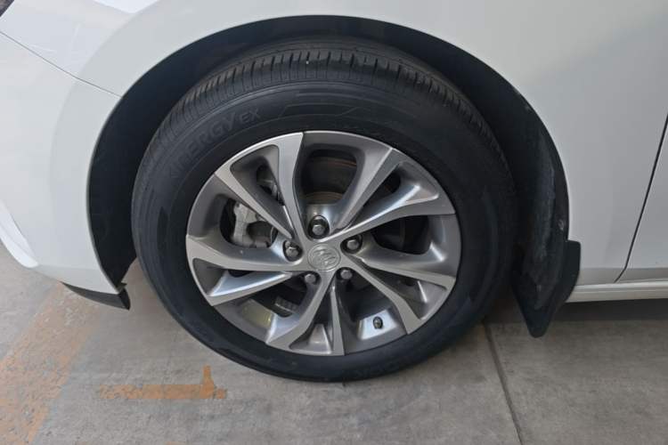 Used Buick Verano 2022 Pro 533T Enjoyment Edition Left Front Wheel Hub