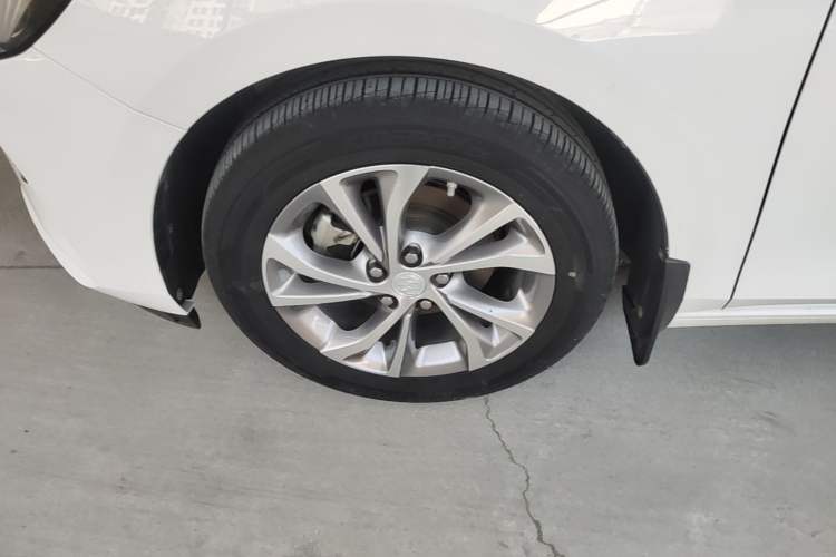 Used Buick Verano 2022 Pro 533T Enjoyment Edition Left Front Wheel Hub