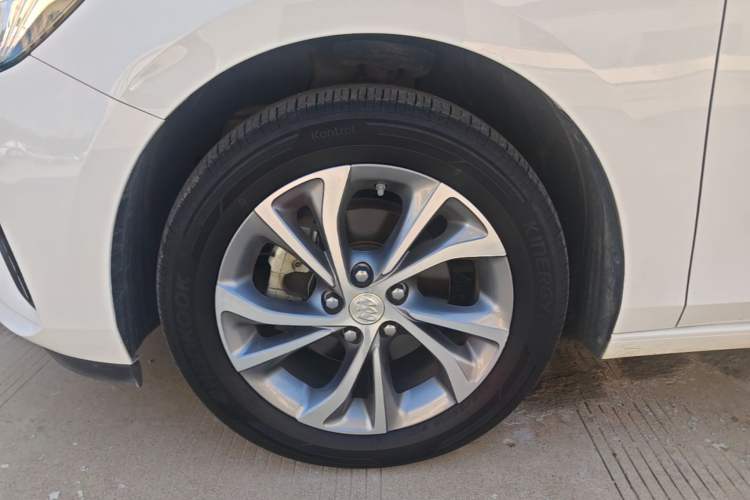 Used Buick Verano 2022 Pro 533T Enjoyment Edition Left Front Wheel Hub