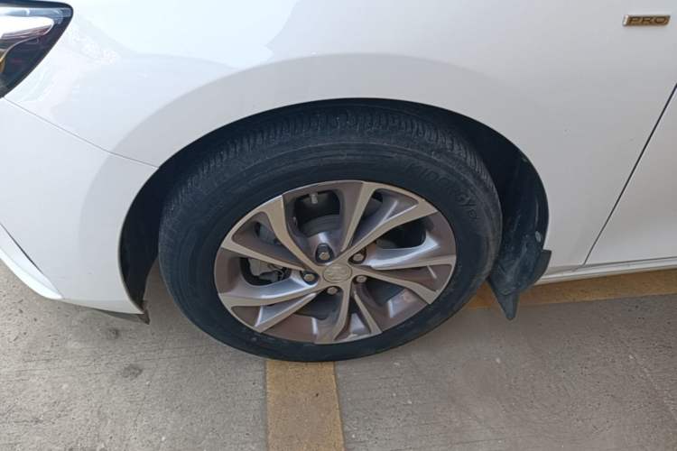 Used Buick Verano 2022 Pro 533T Enjoyment Edition Left Front Wheel Hub