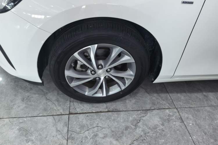 Used Buick Verano 2022 Pro 533T Enjoyment Edition Left Front Wheel Hub