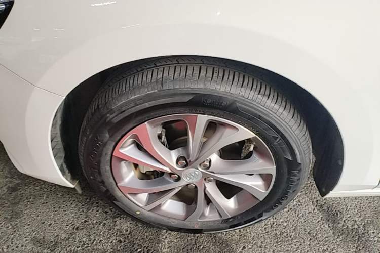 Used Buick Verano 2022 Pro 533T Enjoyment Edition Left Front Wheel Hub