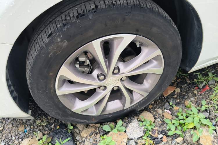 Used Buick Verano 2022 Pro 533T Enjoyment Edition Left Front Wheel Hub