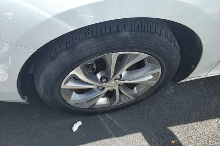 Used Buick Verano 2022 Pro 532T Le Xing Edition Left Front Wheel Hub