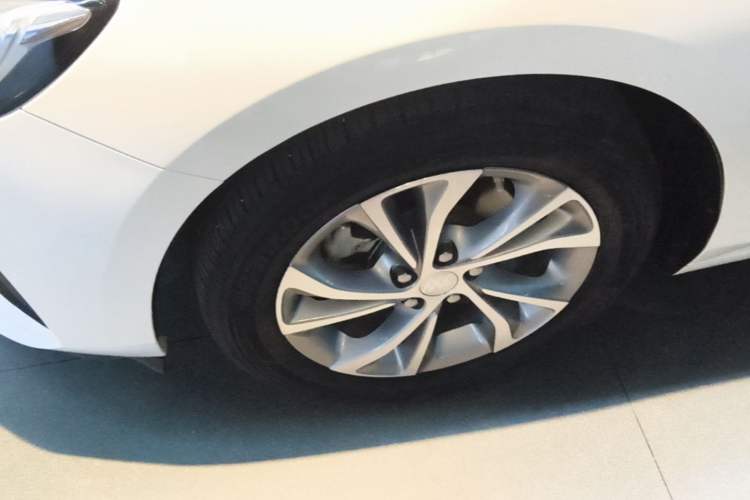 Used Buick Verano 2022 Pro 533T Enjoyment Edition Left Front Wheel Hub