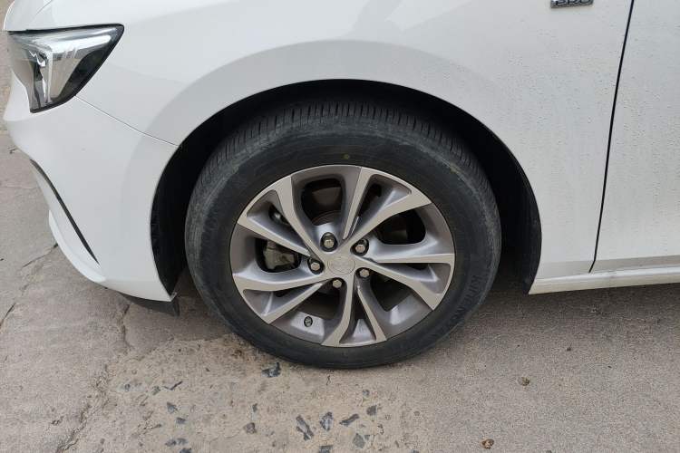 Used Buick Verano 2022 Pro 533T Enjoyment Edition Left Front Wheel Hub