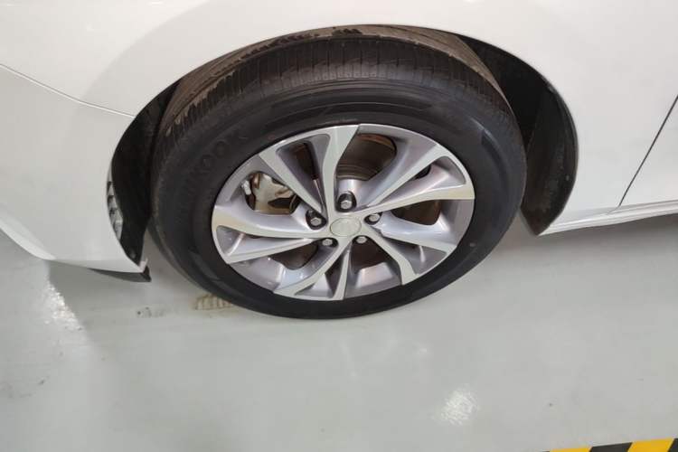 Used Buick Verano 2022 Pro 533T Enjoyment Edition Left Front Wheel Hub