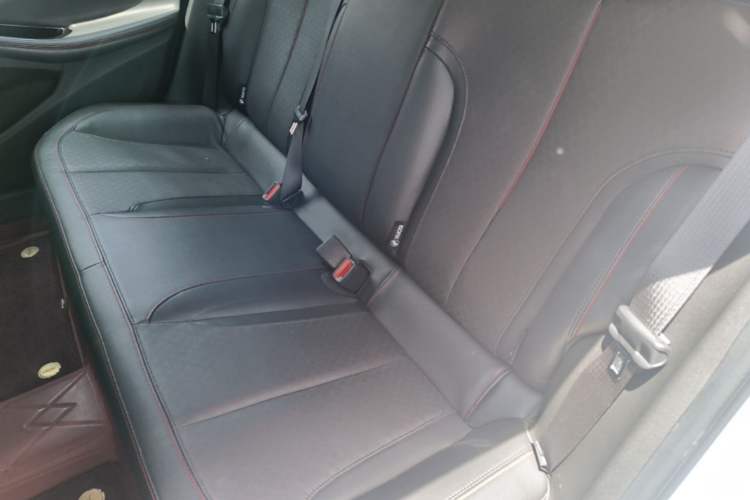Used Buick Verano 2022 Pro GS Wind-Chasing Edition Left Rear Seat
