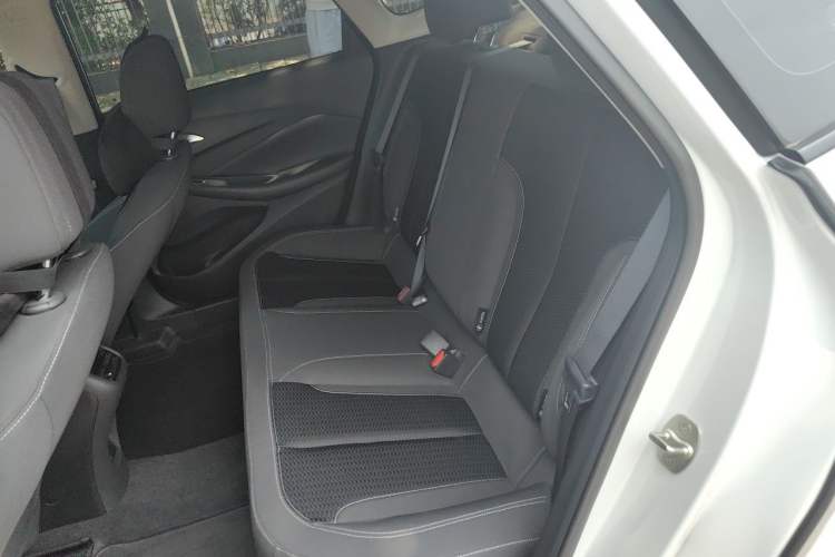Used Buick Verano 2022 Pro 532T Le Xing Edition Left Rear Seat