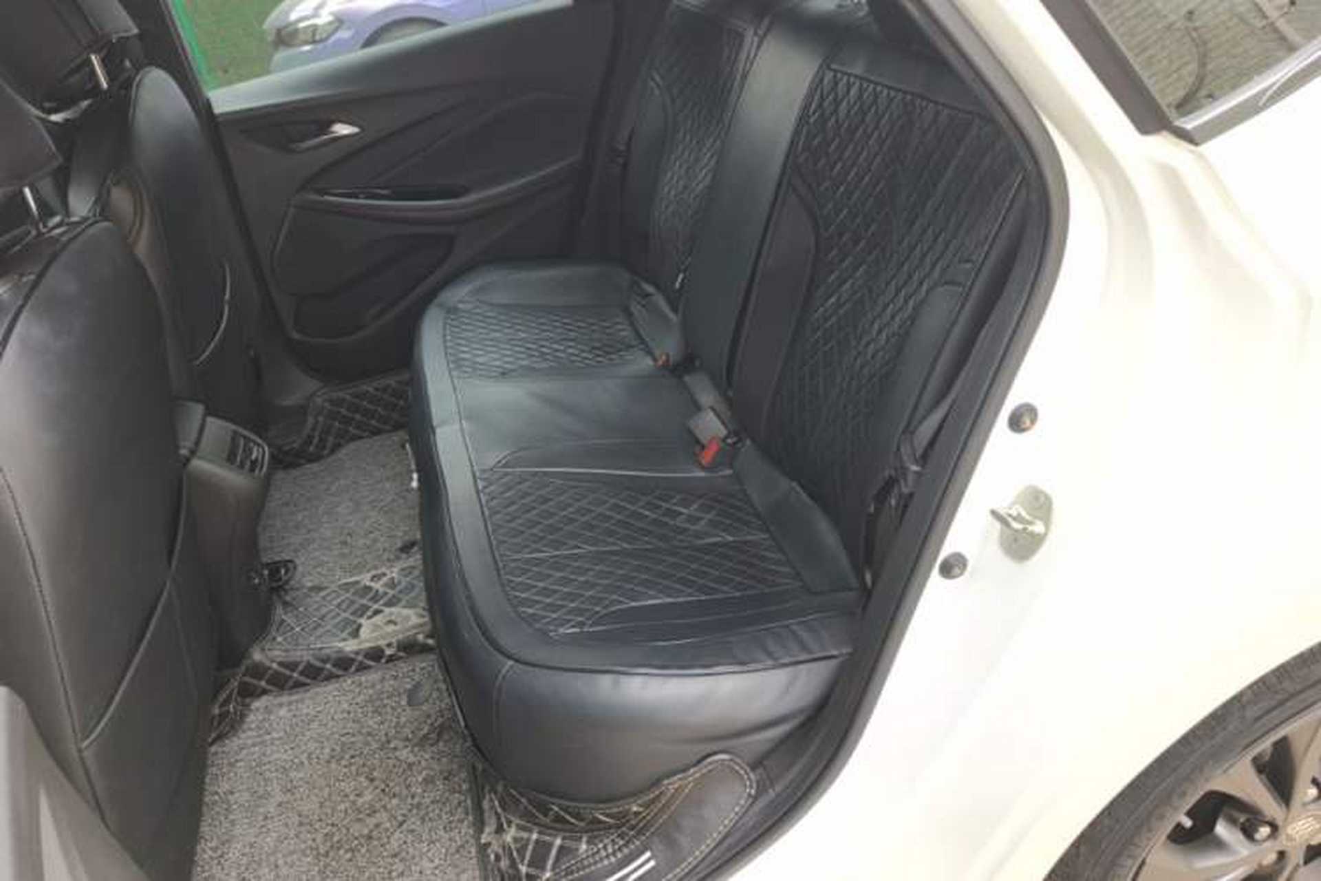 Used Buick Verano 2022 Pro GS Wind-Chasing Edition Left Rear Seat