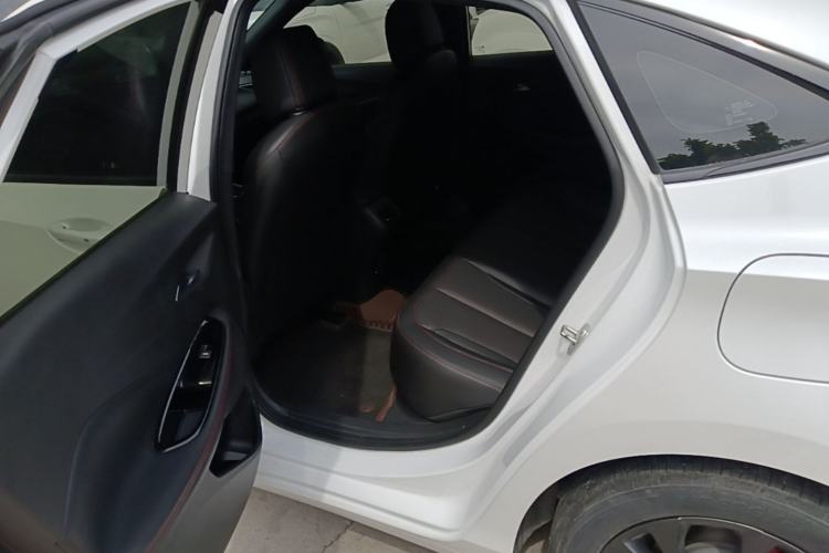Used Buick Verano 2022 Pro GS Wind-Chasing Edition Left Rear Seat