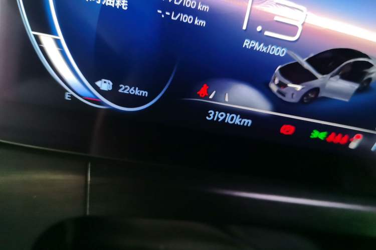 Used Buick Verano 2022 Pro GS Wind-Chasing Edition Odometer Close Up