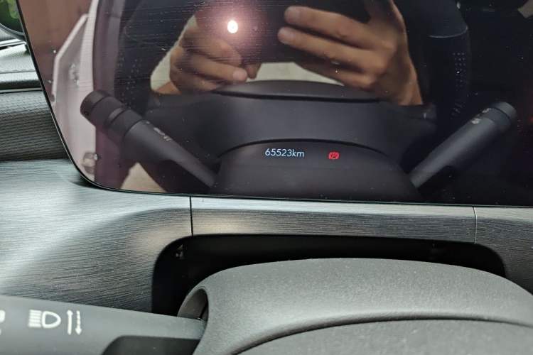 Used Buick Verano 2022 Pro GS Gale Edition Odometer Close Up