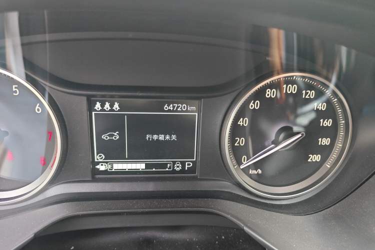 Used Buick Verano 2022 Pro 532T Le Xing Edition Odometer Close Up