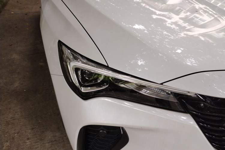 Used Buick Verano 2022 Pro GS Wind-Chasing Edition Right Front Headlight