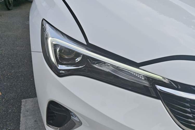 Used Buick Verano 2022 Pro 533T Fun Edition Right Front Headlight