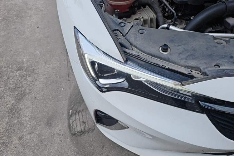 Used Buick Verano 2022 Pro 533T Fun Edition Right Front Headlight