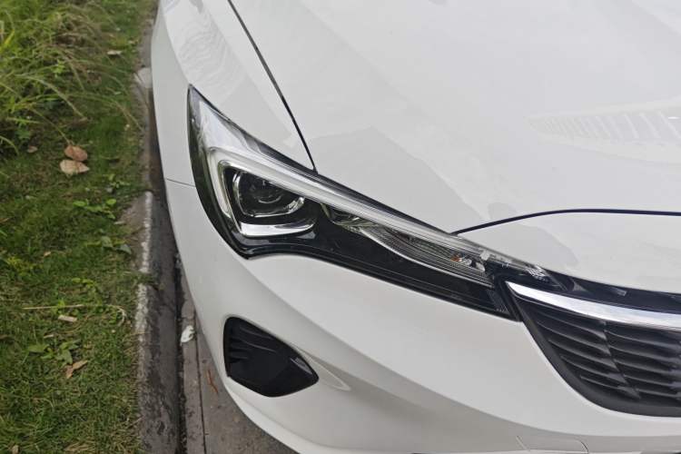 Used Buick Verano 2022 Pro 533T Enjoyment Edition Right Front Headlight