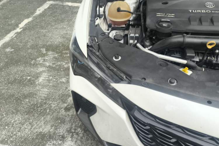 Used Buick Verano 2022 Pro GS Gale Edition Right Front Headlight