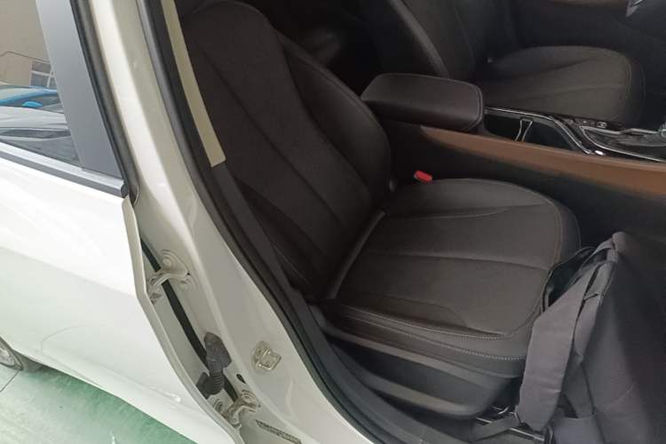 Used Buick Verano 2022 Pro 533T Enjoyment Edition Right Front Seat