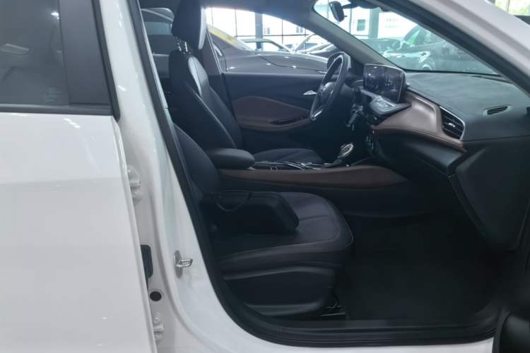 Used Buick Verano 2022 Pro 533T Enjoyment Edition Right Front Seat