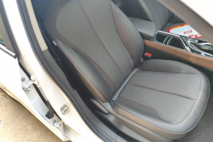 Used Buick Verano 2022 Pro 533T Enjoyment Edition Right Front Seat