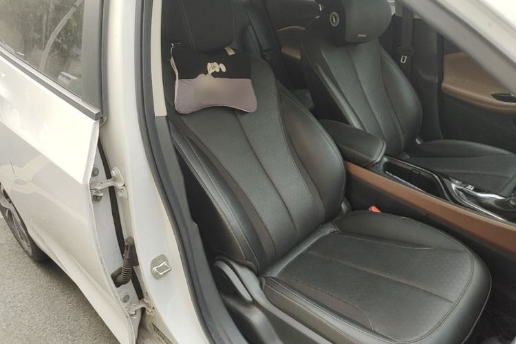 Used Buick Verano 2022 Pro 533T Enjoyment Edition Right Front Seat