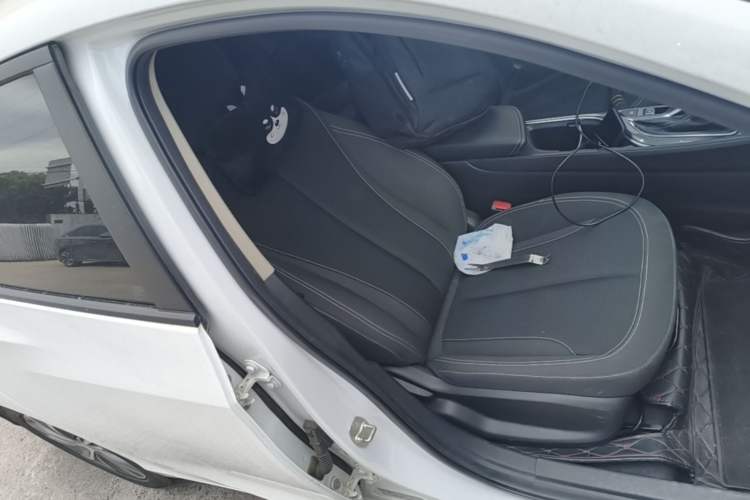 Used Buick Verano 2022 Pro 532T Le Xing Edition Right Front Seat