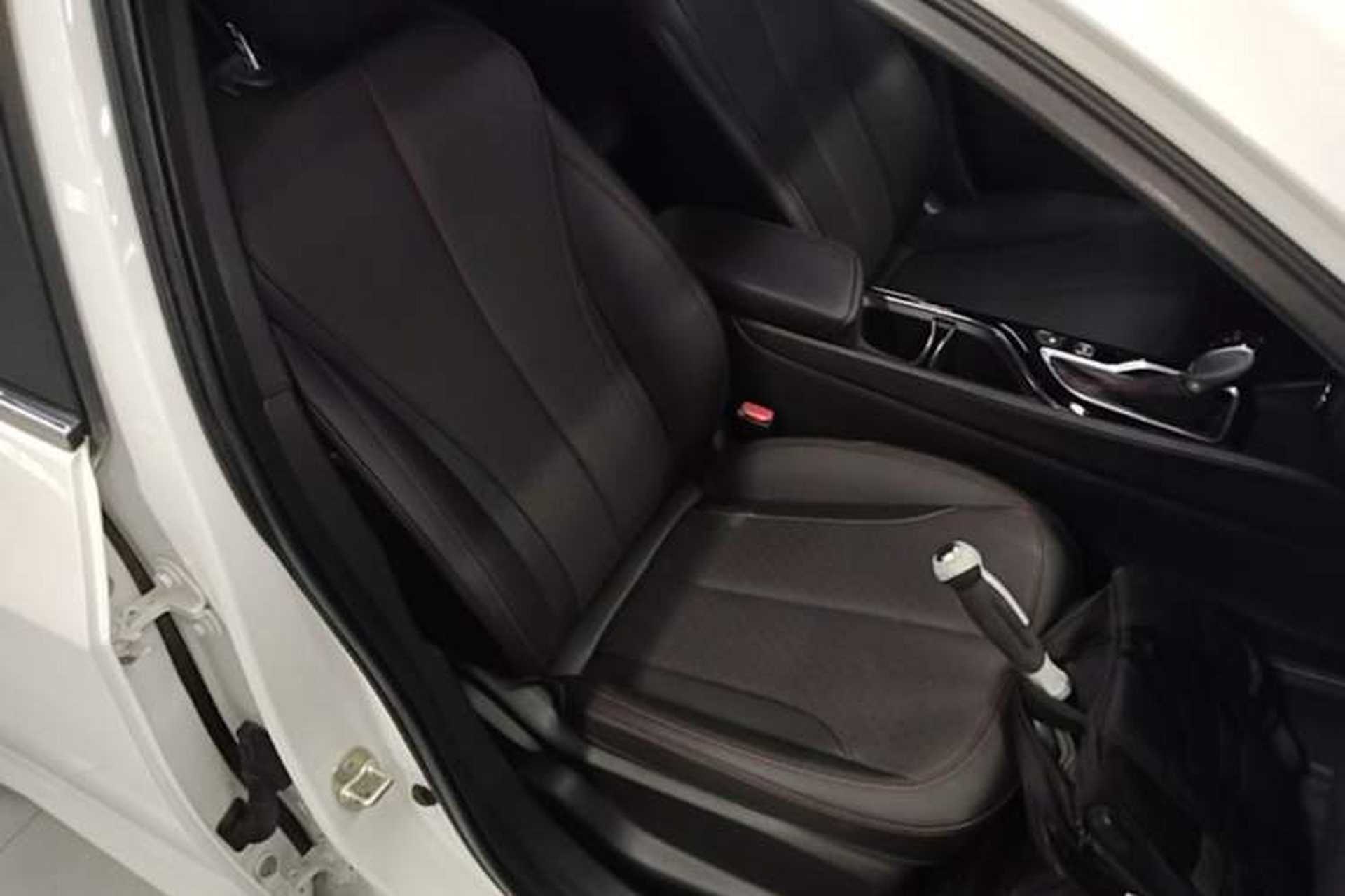 Used Buick Verano 2022 Pro GS Wind-Chasing Edition Right Front Seat
