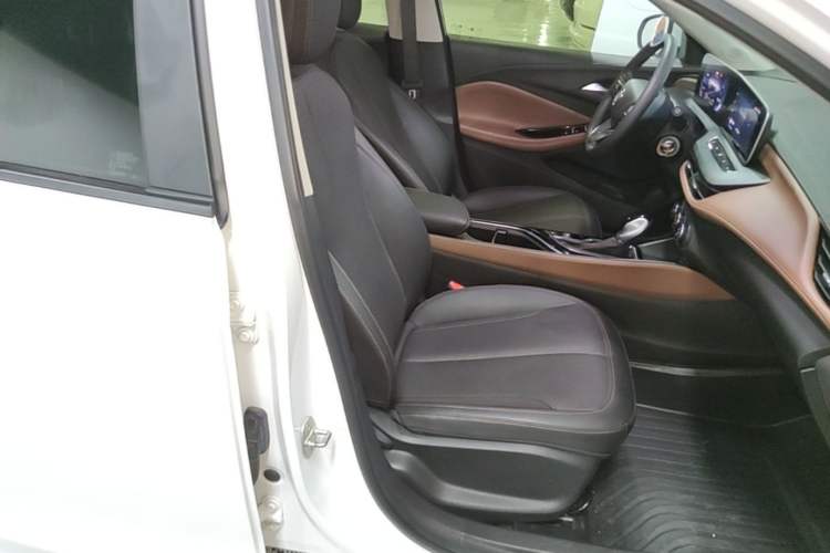 Used Buick Verano 2022 Pro 533T Enjoyment Edition Right Front Seat