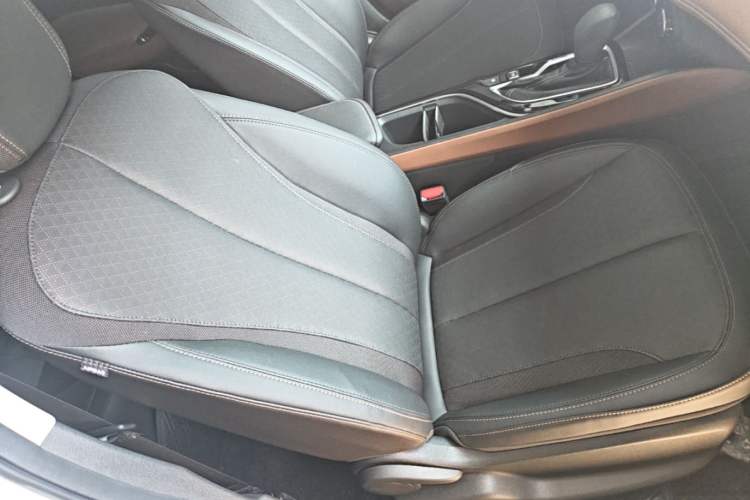Used Buick Verano 2022 Pro 533T Enjoyment Edition Right Front Seat