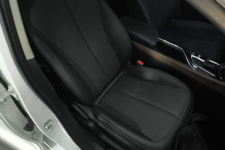Used Buick Verano 2022 Pro 533T Enjoyment Edition Right Front Seat