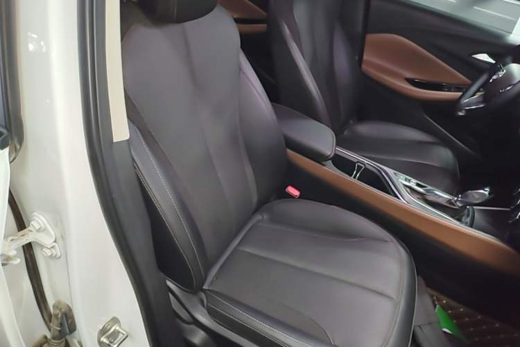 Used Buick Verano 2022 Pro 533T Enjoyment Edition Right Front Seat