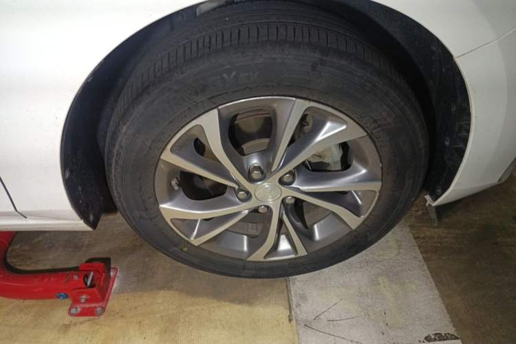Used Buick Verano 2022 Pro 533T Enjoyment Edition Right Front Wheel Hub