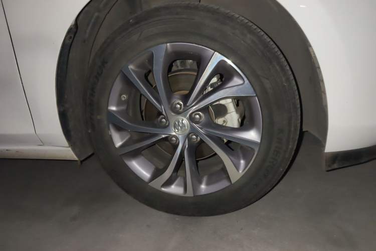 Used Buick Verano 2022 Pro 533T Enjoyment Edition Right Front Wheel Hub