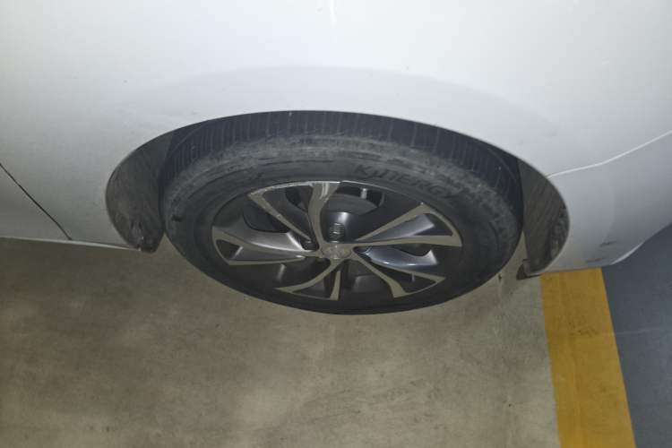 Used Buick Verano 2022 Pro 533T Enjoyment Edition Right Front Wheel Hub