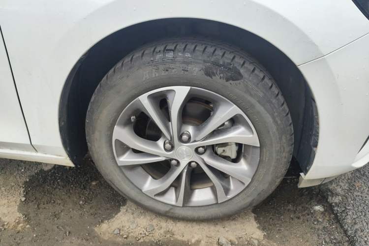 Used Buick Verano 2022 Pro 533T Enjoyment Edition Right Front Wheel Hub