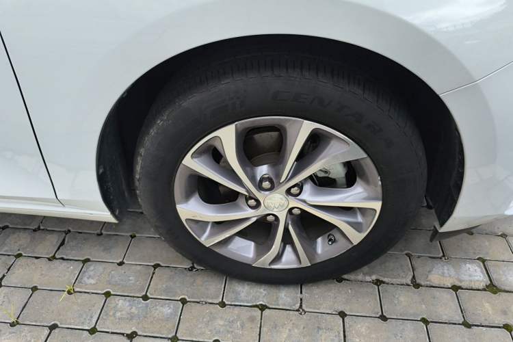 Used Buick Verano 2022 Pro 533T Enjoyment Edition Right Front Wheel Hub