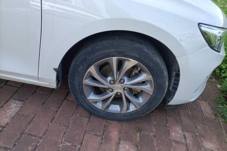 Used Buick Verano 2022 Pro 533T Enjoyment Edition Right Front Wheel Hub