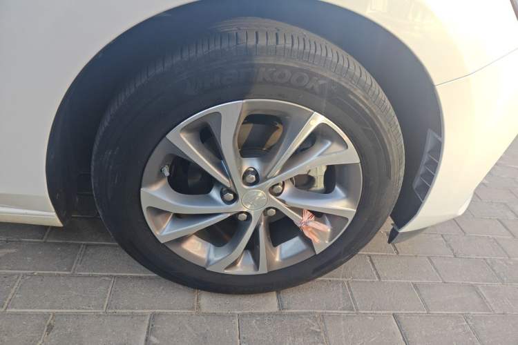 Used Buick Verano 2022 Pro 533T Enjoyment Edition Right Front Wheel Hub