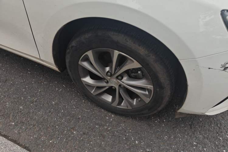 Used Buick Verano 2022 Pro 533T Enjoyment Edition Right Front Wheel Hub